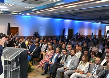 Seminário marca o protagonismo do senador Laércio Oliveira no setor de petróleo e gás no país em evento em Aracaju
