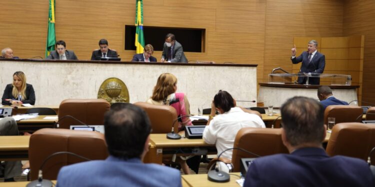 Deputados aprovam projeto que apura o VAF nos municípios