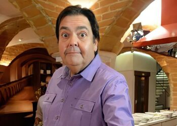 Faustão está com função cardíaca normalizada e estável, diz hospital