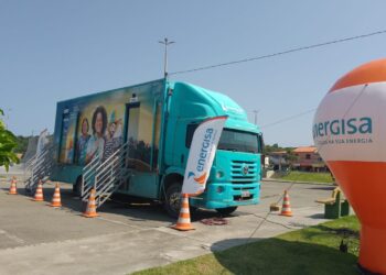 Energisa realiza troca de lâmpadas e palestras educativas no Porto Dantas