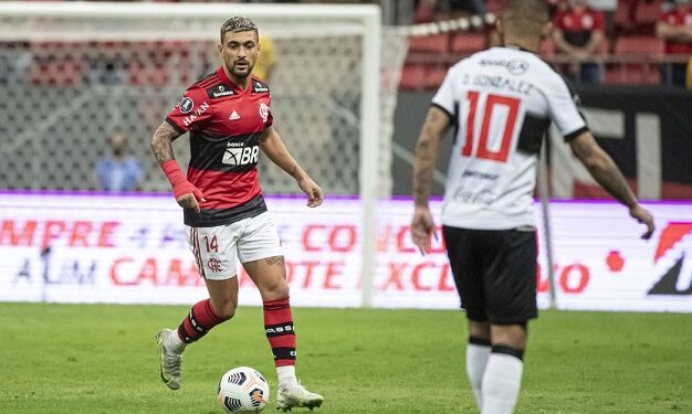 Flamengo recebe Olimpia no Maracanã pelas oitavas da Libertadores