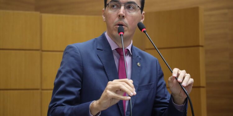 Georgeo Passos trouxe assuntos diversos à tribuna da Alese nesta terça-feira, 8