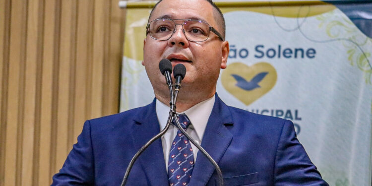 Câmara Municipal de Aracaju tem Sessão Solene em homenagem aos “Obreiros(as) da Universal”