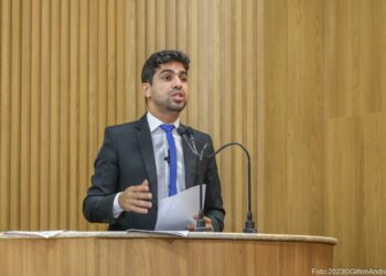 Vereador Pastor Diego anuncia pacote de projetos e diz que segue “servindo com verdade”