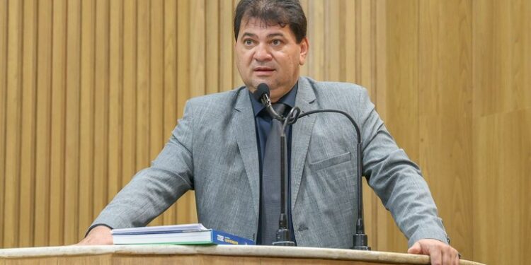 Milton Dantas faz seu primeiro pronunciamento na Câmara Municipal de Aracaju