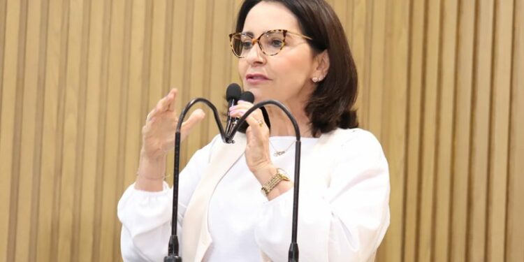 “Justiça está ensinado Edvaldo a ser gestor”, dispara Emília