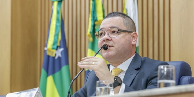 Eduardo Lima lamenta difícil relação da CMA com a SMTT