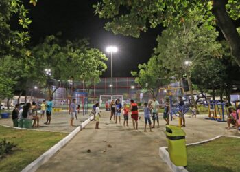 Revitalização de praça no Bugio promove prática esportiva e fomenta o lazer no bairro