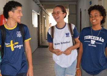 Escolas estaduais retornam às aulas na segunda-feira, 7