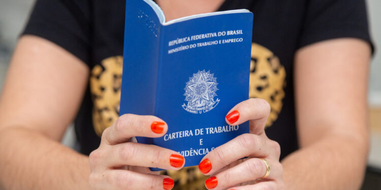Secretaria de Trabalho divulga abertura de vagas de emprego