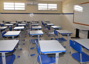 Entrega do Centro de Referência de Educação de Jovens e Adultos Jorge Amado é mais um avanço no combate ao analfabetismo