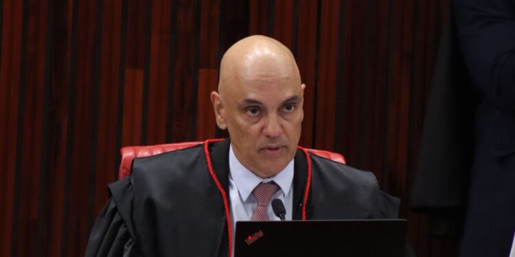 Moraes diz que TSE combaterá novas modalidades de abusos nas eleições