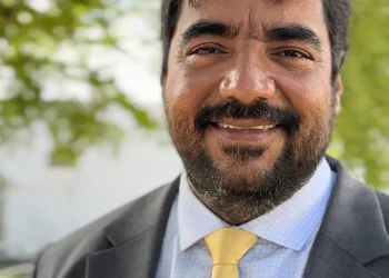 Deputado Luizão Donatrampi visita Escola Estadual Clodoaldo de Alencar e discute melhorias para a unidade