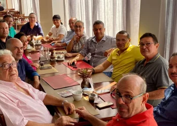 Nitinho promove  alinhamento entre  ex-vereadores e grupo dos 15