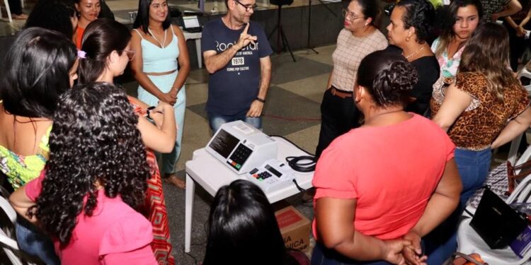 Mesários são treinados para atuar na eleição do Conselho Tutelar de Socorro