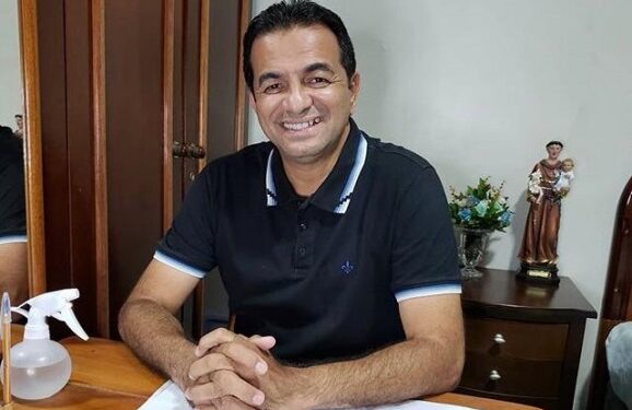 “Tenho Valmir de Francisquinho como meu candidato [em Itabaiana]”, diz prefeito Adailton Sousa