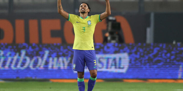 Marquinhos celebra vitória com gol de bola parada e avisa: ‘Essa vai ser a cara da Seleção’