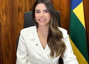 Deputada Yandra Moura apresenta Projeto Marias, voltado para ‘mães solo’