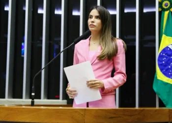 Projeto de Lei de Yandra Moura busca ampliar o acesso e melhorar o BPC para idosos e pessoas com deficiência