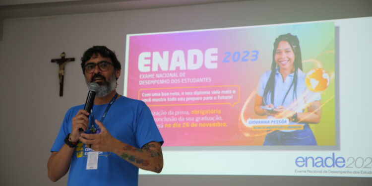 Estudantes que vão fazer o Enade já podem preencher questionário