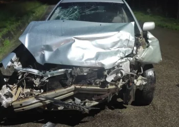 Acidente deixa mulher morta e três pessoas feridas na Rodovia SE-466, no município de São Cristóvão