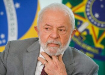 Após cirurgia, Lula vai despachar do Alvorada por 4 semanas