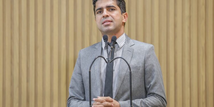 Vereador Pastor Diego destaca a importância do voto nas eleições para Conselheiro Tutelar