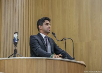 Vereador Pastor Diego faz explicação pessoal e reafirma seu posicionamento pró-vida