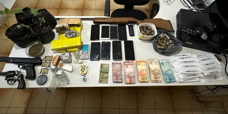 Operação conjunta prende investigados por tráfico de drogas em Graccho Cardoso
