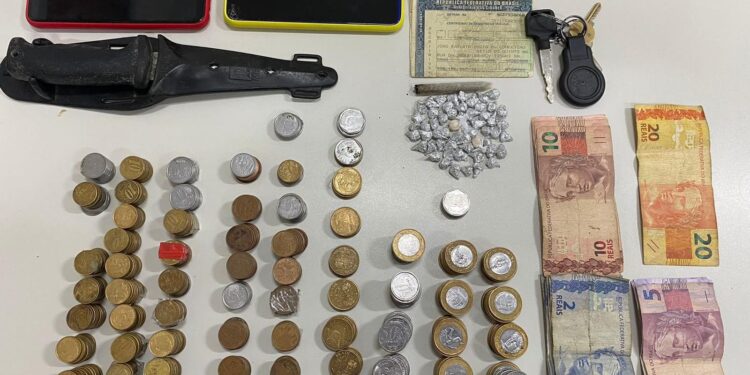 Ação conjunta prende casal em flagrante por tráfico de drogas em Simão Dias