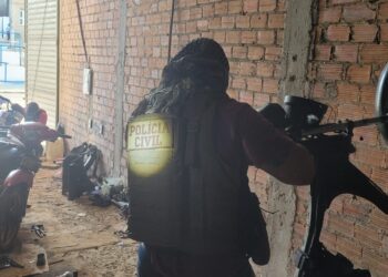 Polícia Civil deflagra ação em oficina suspeita de desmanche e adulteração de motocicletas em Ribeirópolis