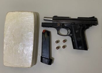 Cope intercepta ex-presidiário e apreende pistola e cocaína durante ação no interior do estado