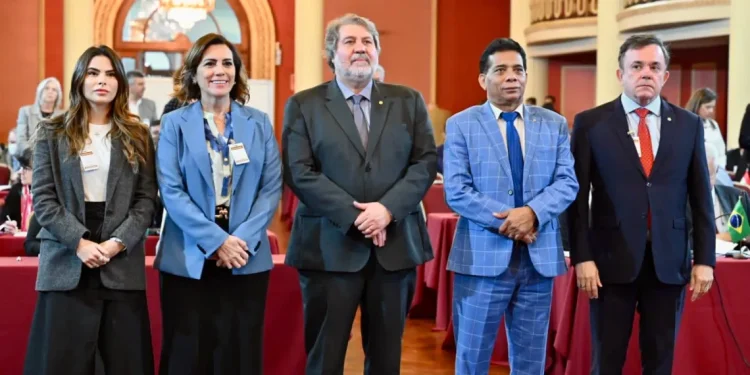 Deputada Yandra Moura toma posse no Parlamento do MERCOSUL