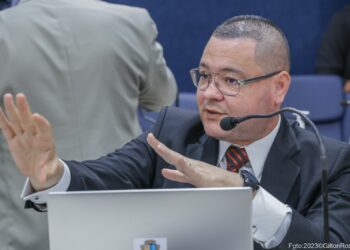 “SMTT arrecadou mais R$ 11 milhões em 2023 com multas e demora a colocar uma faixa de pedestre”, questiona Eduardo Lima 