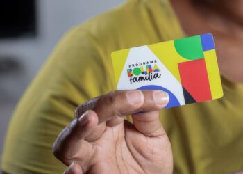 Caixa paga novo Bolsa Família a beneficiários com NIS de final 3