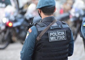 Polícia Militar prende homem após tentar afogar esposa em vaso sanitário em Itabaiana