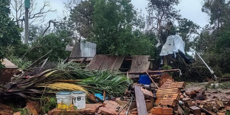 Em reunião com prefeitos, Leite debate reconstrução na Serra Gaúcha