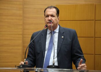 Adailton Martins pede união na Alese para construção do Canal de Xingó