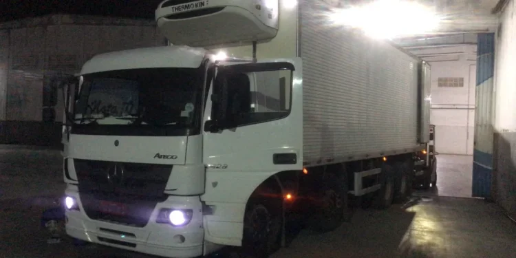 Polícia Federal prende caminhoneiro por tráfico de drogas