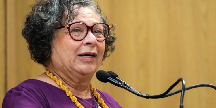 Projeto de Lei de Professora Ângela Melo inclui Semana Municipal da Educação no Trânsito no calendário oficial de Aracaju