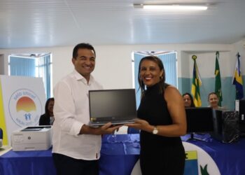 Equipamentos de informática são entregues às escolas e centros educacionais da rede municipal de ensino em Itabaiana