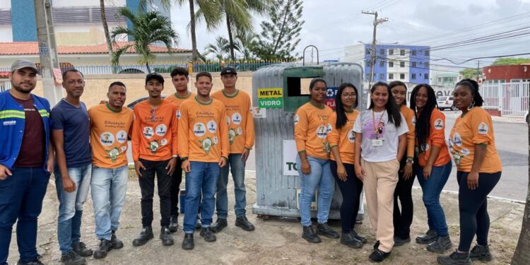 No Inácio Barbosa, Prefeitura conscientiza moradores sobre descarte de recicláveis