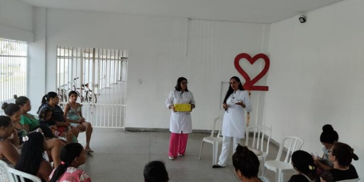 Maternidade Lourdes Nogueira leva informações às gestantes do projeto Bebê Luz