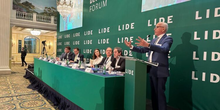 Prefeito Edvaldo apresenta potencialidades de Aracaju no Fórum do Grupo Lide, nos Estados Unidos