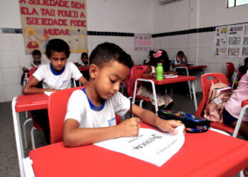 Prêmio Destaque: Escolas da rede municipal são reconhecidas pelo bom desempenho no Saese 2022