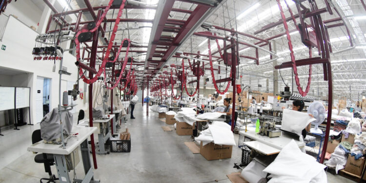 Empresa industrial de cama, mesa e banho gera emprego e renda na região metropolitana de Aracaju