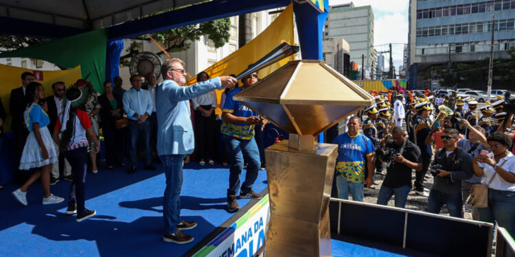 Governador em exercício, Ricardo Múcio, abre oficialmente a Semana da Pátria em Sergipe