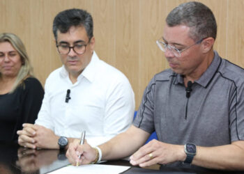 Governador Fábio anuncia edital para concurso da Adema durante posse do novo presidente George Trindade