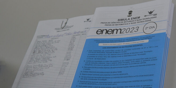 Simula Enem mobiliza mais de 18 mil estudantes de Sergipe