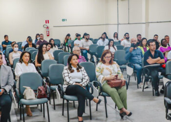 Profissionais do Programa Mais Médicos participam de evento de acolhimento 